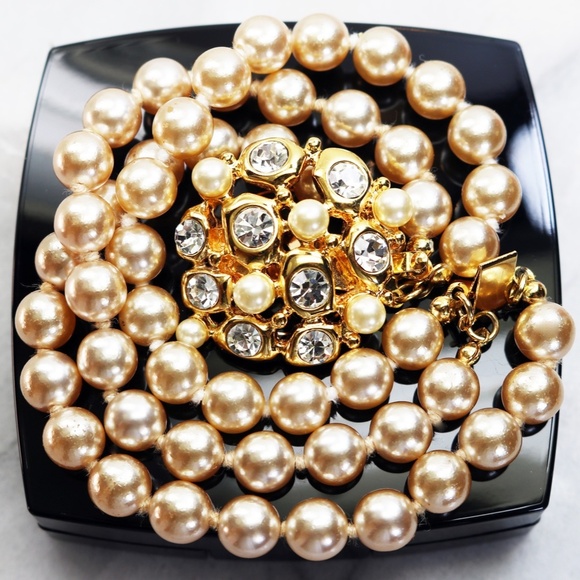 ⚜️ Vintage Kenneth Lane Multistrand Pearl Bracelet - Picture 5 of 16